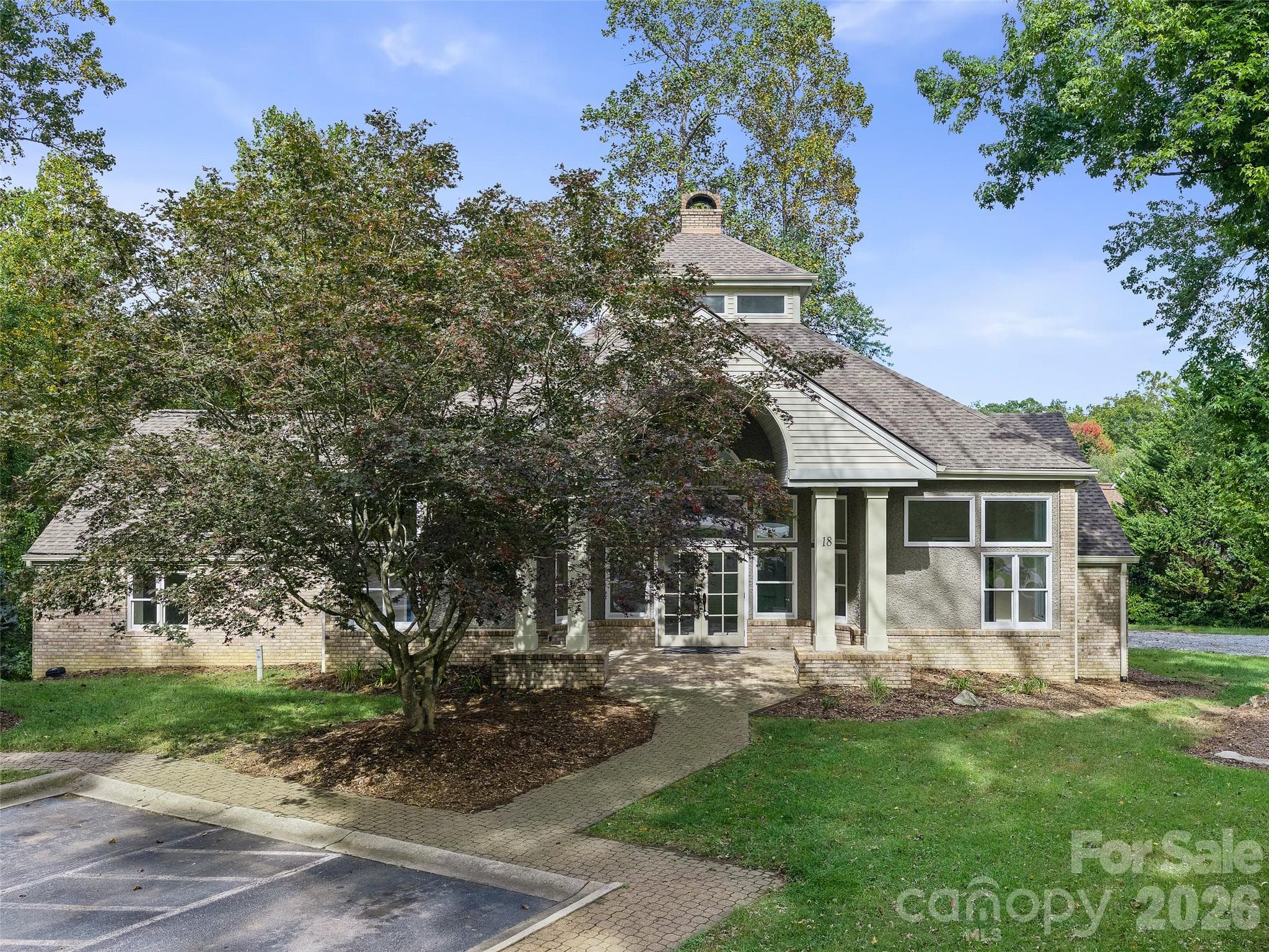 18 Carriage Park Way