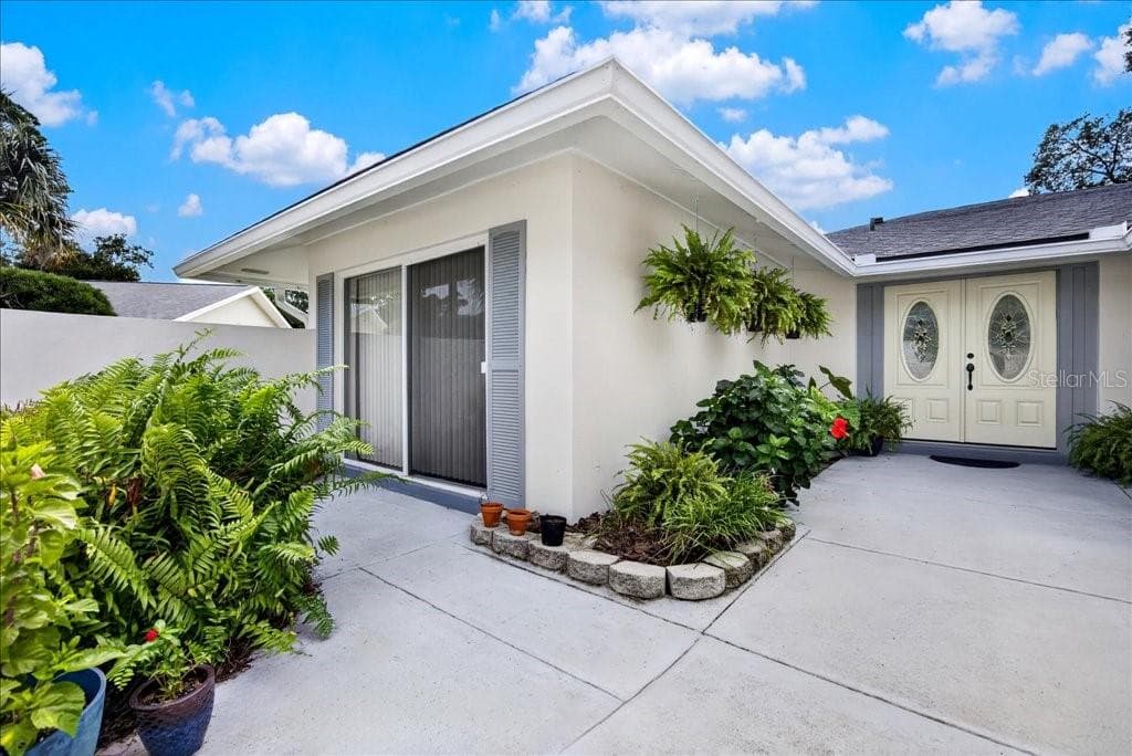 Single Family Residence at 4 COOPER CT, PALM COAST, photo 11 of 49
