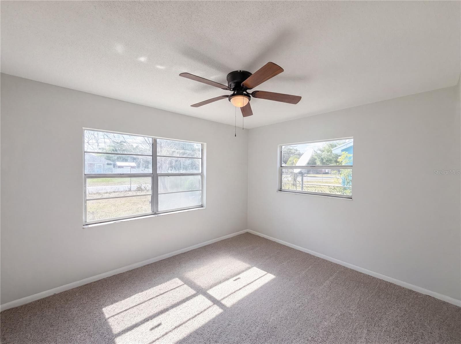 Single Family Residence at 1100 CAREFREE COVE DR, WINTER HAVEN, photo 8 of 13