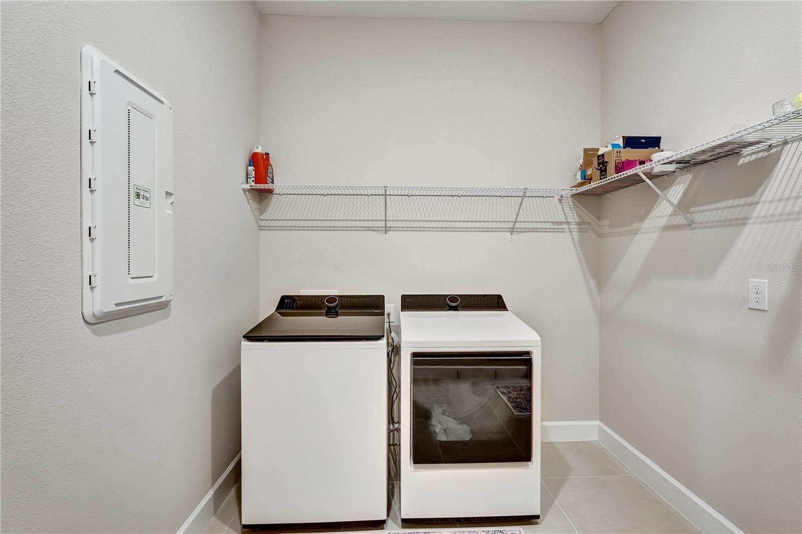 laundry room - 15281 CONTENTA LOOP, LAKEWOOD RANCH