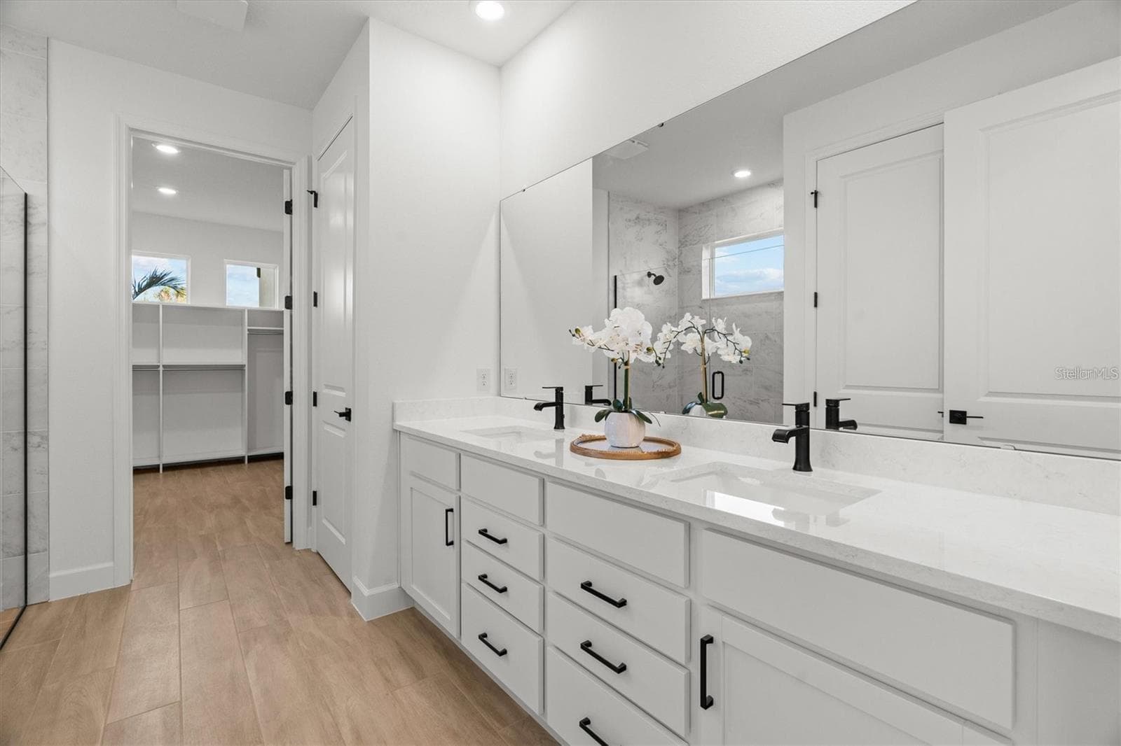 Single Family Residence at 19202 SOMERSET ST, ORLANDO, photo 15 of 32