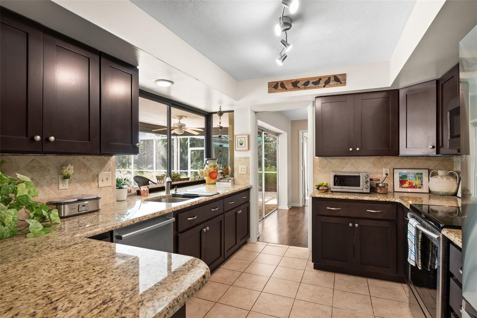 Single Family Residence at 13906 105TH AVE, LARGO, photo 16 of 58