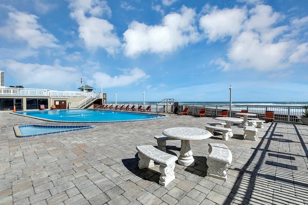 Condo - Hotel at 3501 S ATLANTIC AVE #4250, DAYTONA BEACH SHORES, photo 14 of 17