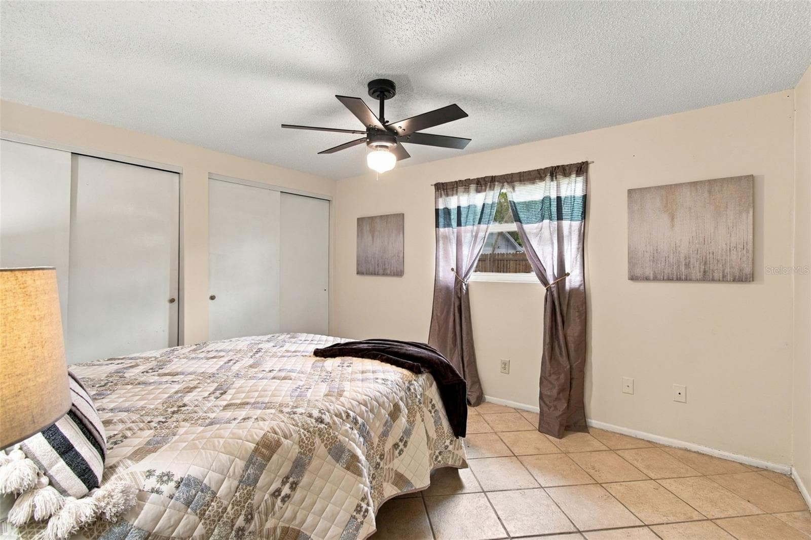 Single Family Residence at 8406 WILLOW FOREST CT, TAMPA, photo 10 of 46