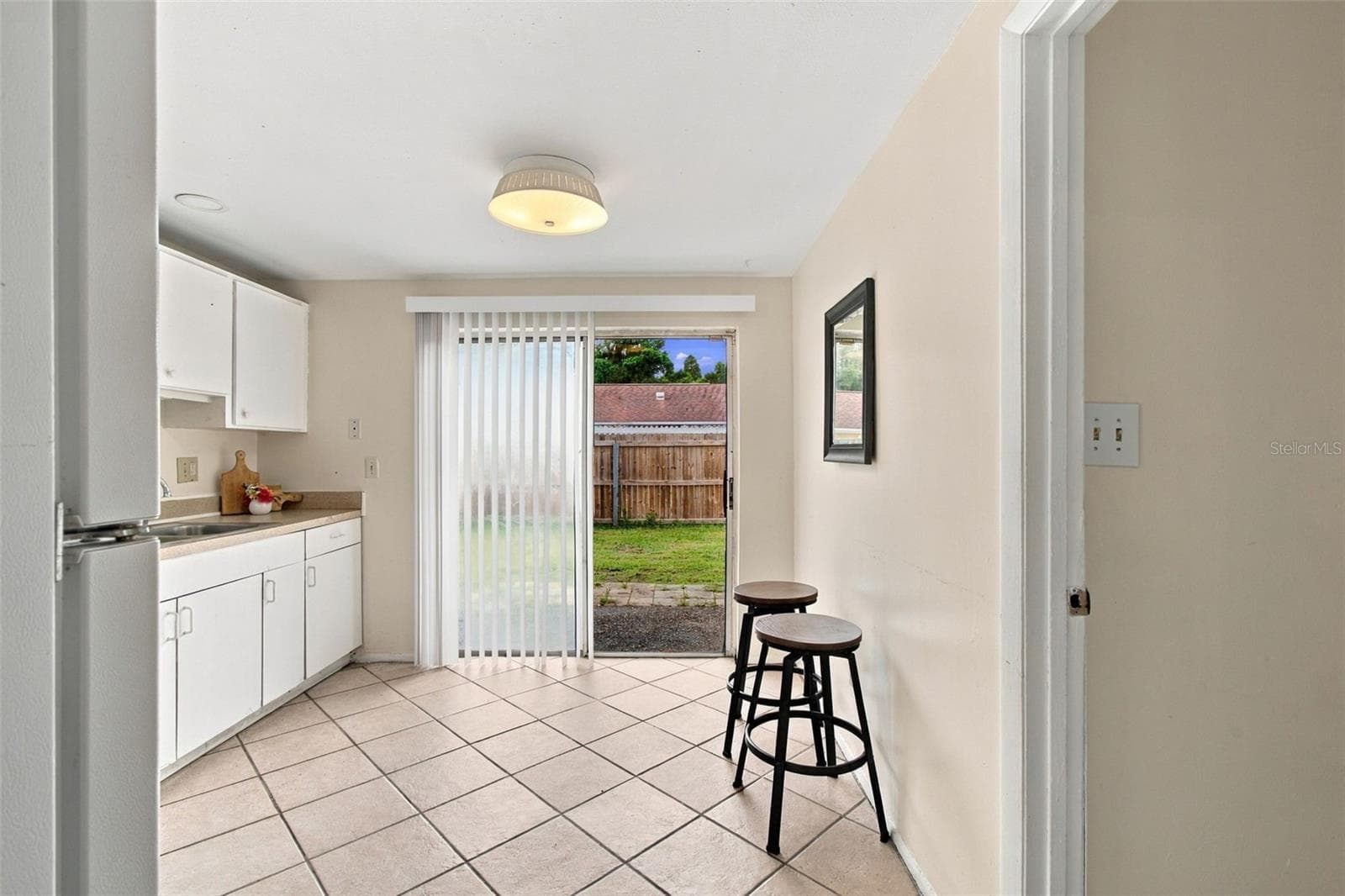 Single Family Residence at 8406 WILLOW FOREST CT, TAMPA, photo 19 of 46