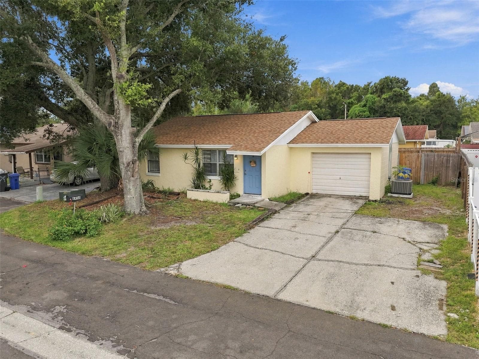 Single Family Residence at 8406 WILLOW FOREST CT, TAMPA, photo 38 of 46