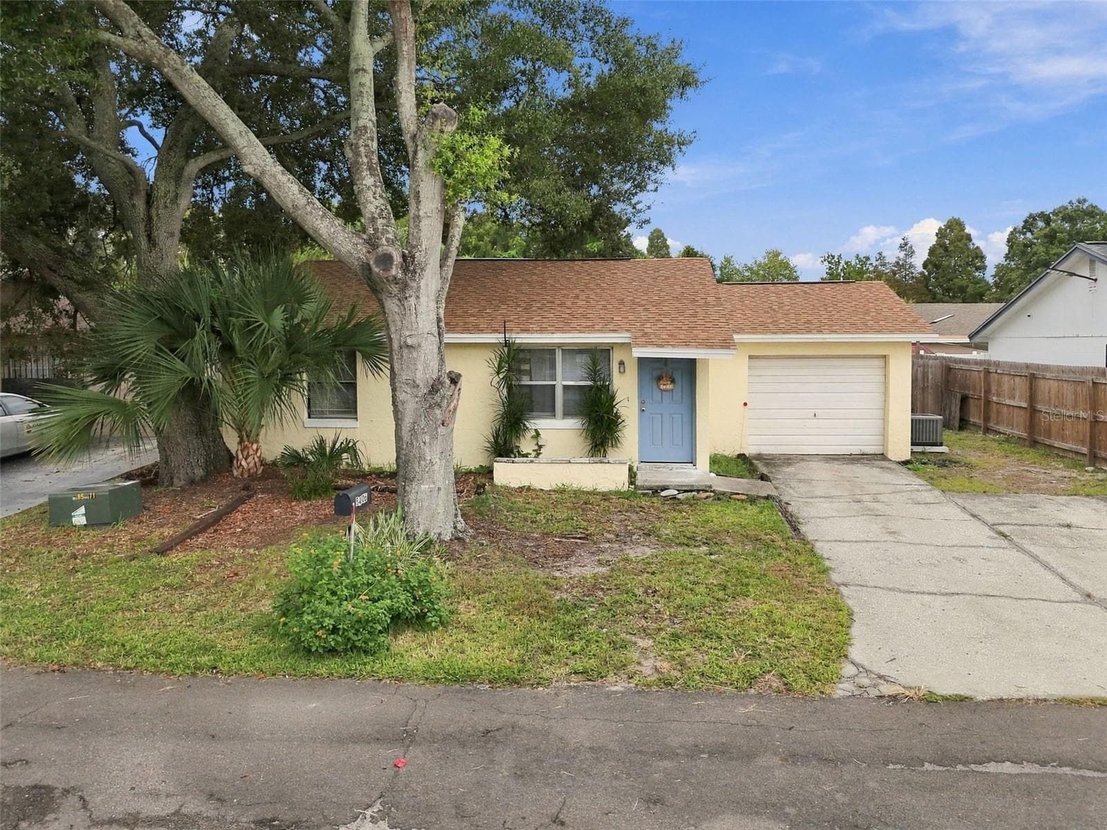 Single Family Residence at 8406 WILLOW FOREST CT, TAMPA, photo 41 of 46