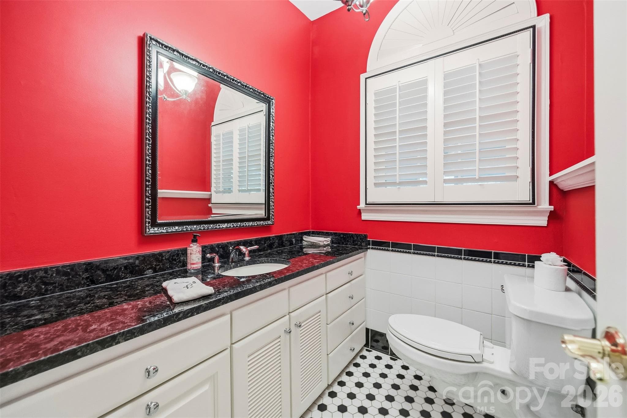 Half Bath Main Level - 525 East Street, Albemarle