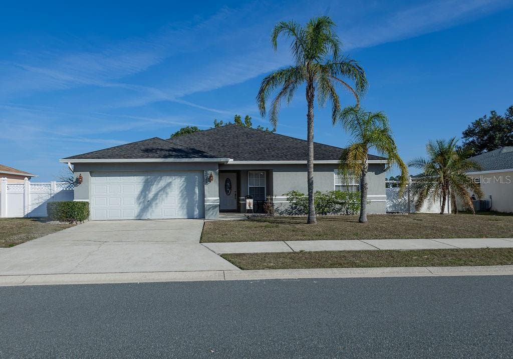 1015 HIGHLAND CREST CIR