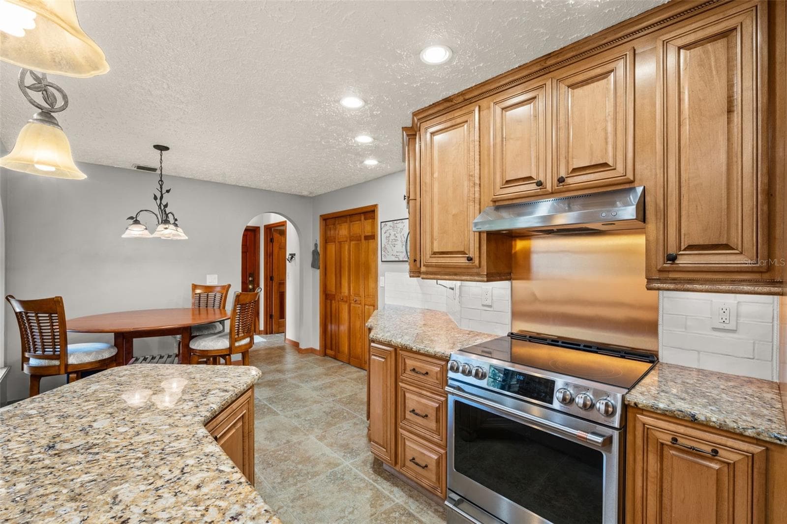 Kitchen - 1713 FORD RD, MIMS