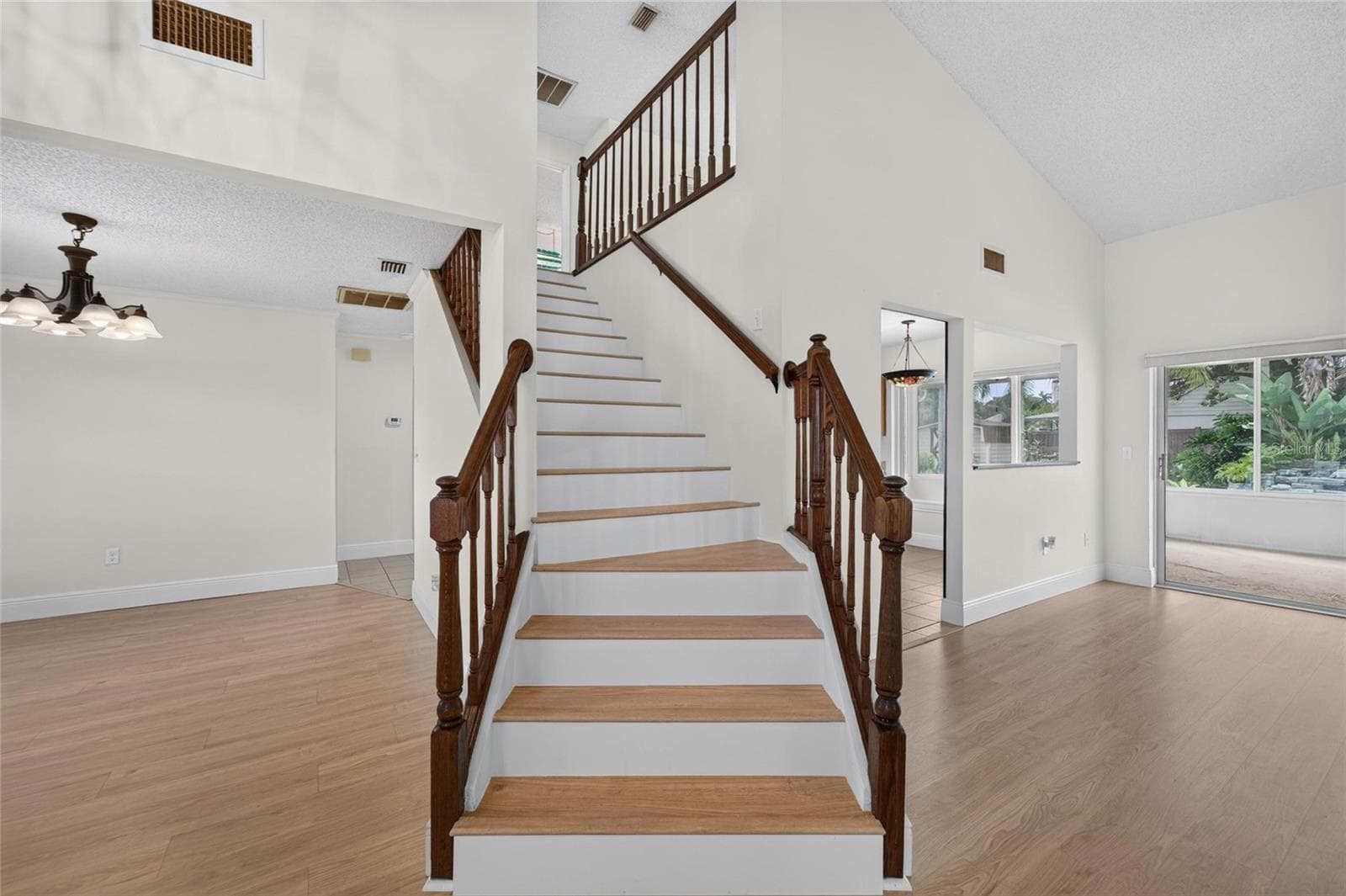 Single Family Residence at 12301 PATHWAY CT, RIVERVIEW, photo 11 of 50