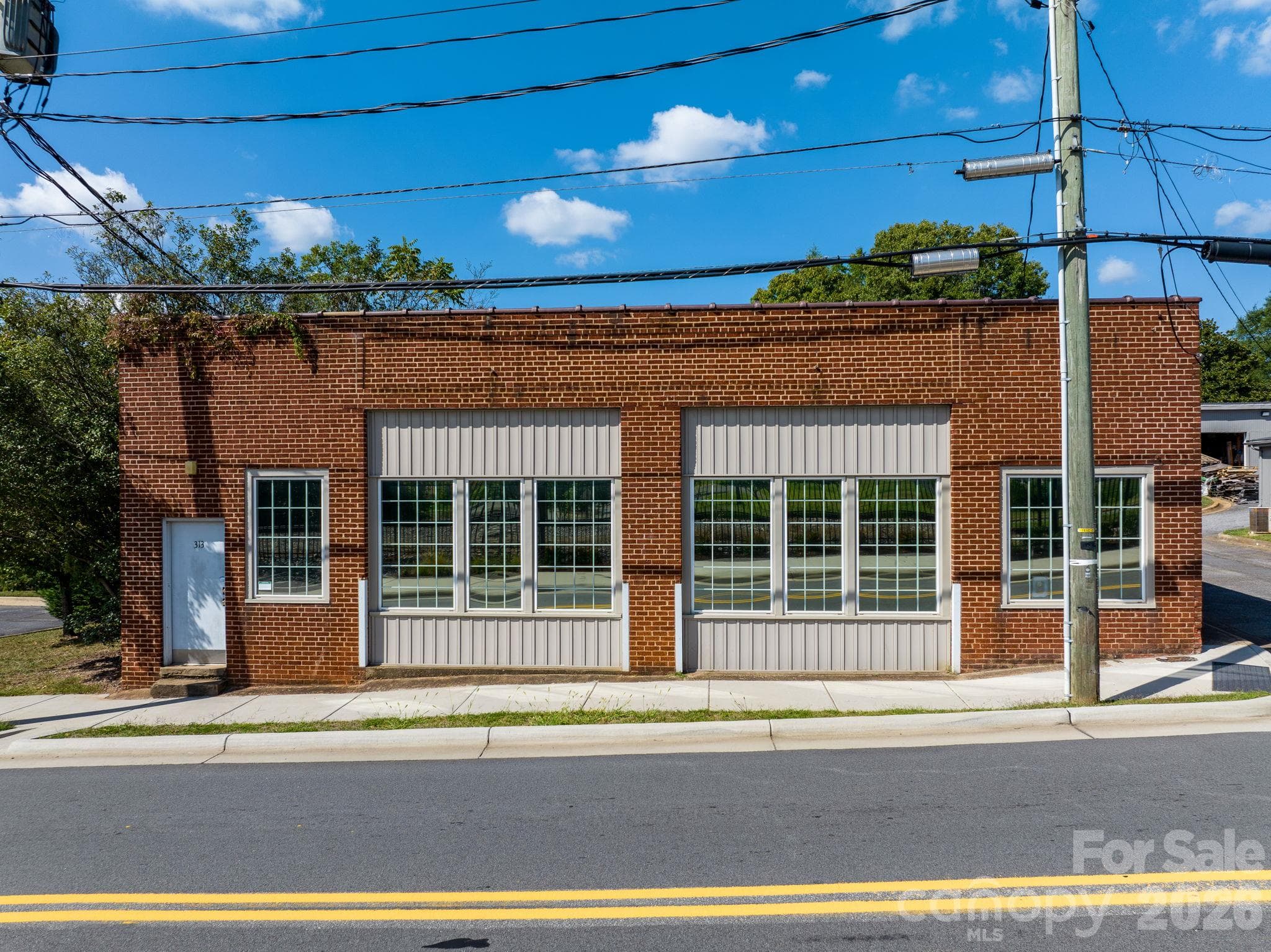 Warehouse/Office at 313 Main Avenue NE, Hickory, photo 2 of 36