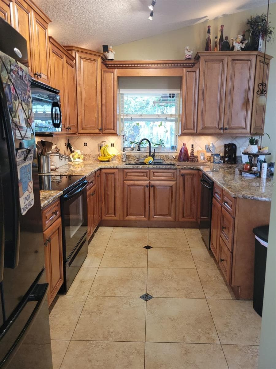 Single Family Residence at 9103 BRAD CT, ORLANDO, photo 3 of 53