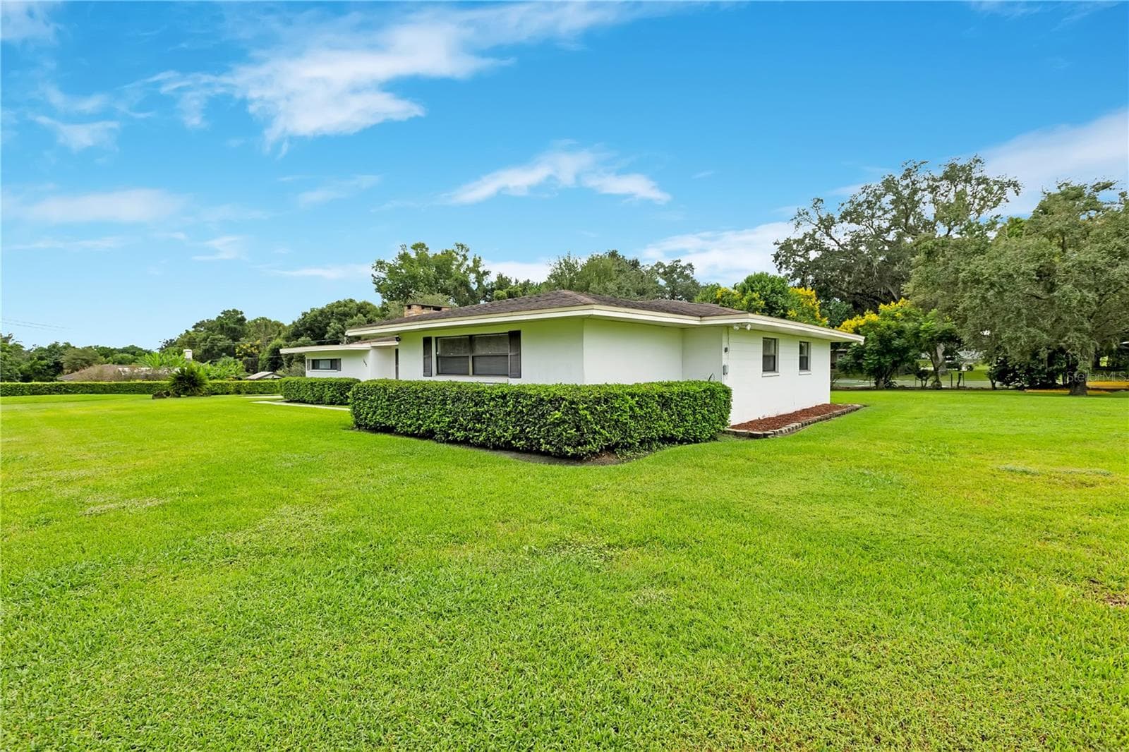 Exterior Side View (Front) - 1615 LAKE MIRIAM DR, LAKELAND