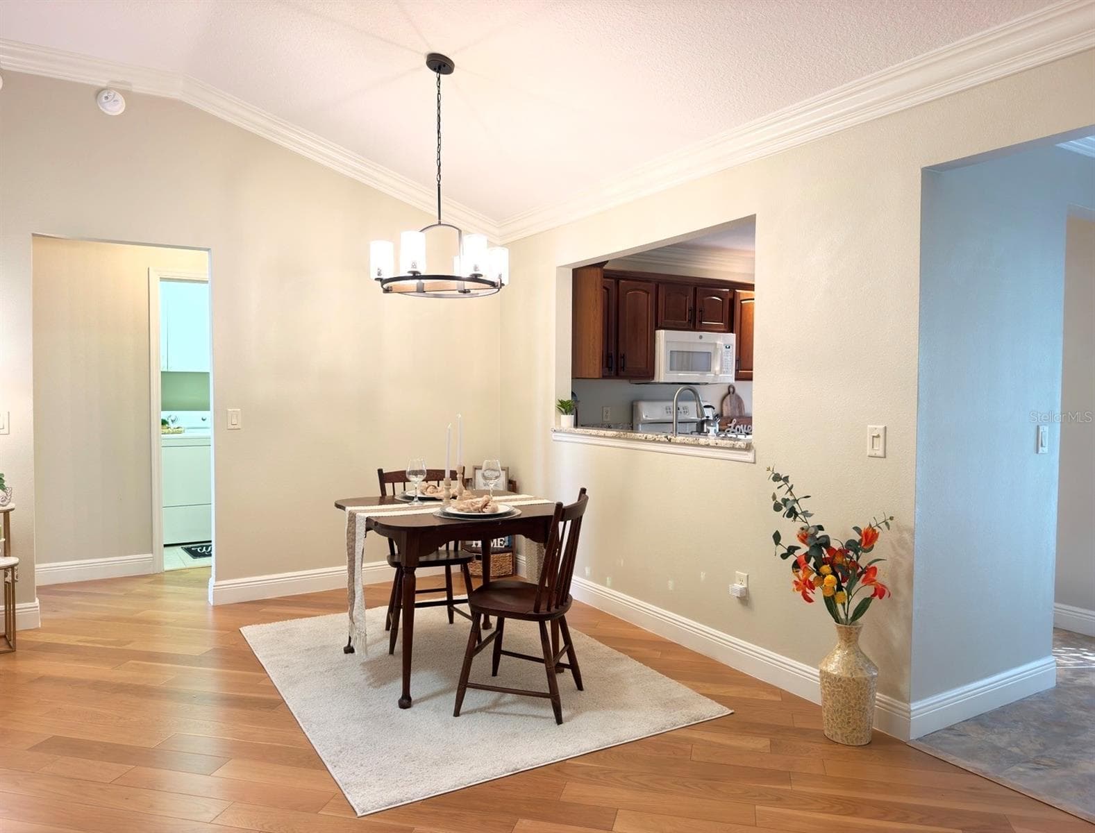Single Family Residence at 497 LITTLE RIVER PATH, THE VILLAGES, photo 10 of 33