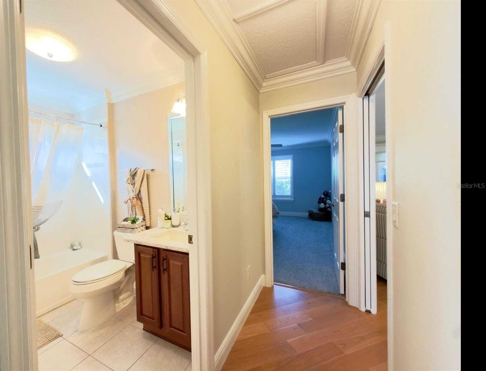 Single Family Residence at 497 LITTLE RIVER PATH, THE VILLAGES, photo 18 of 33