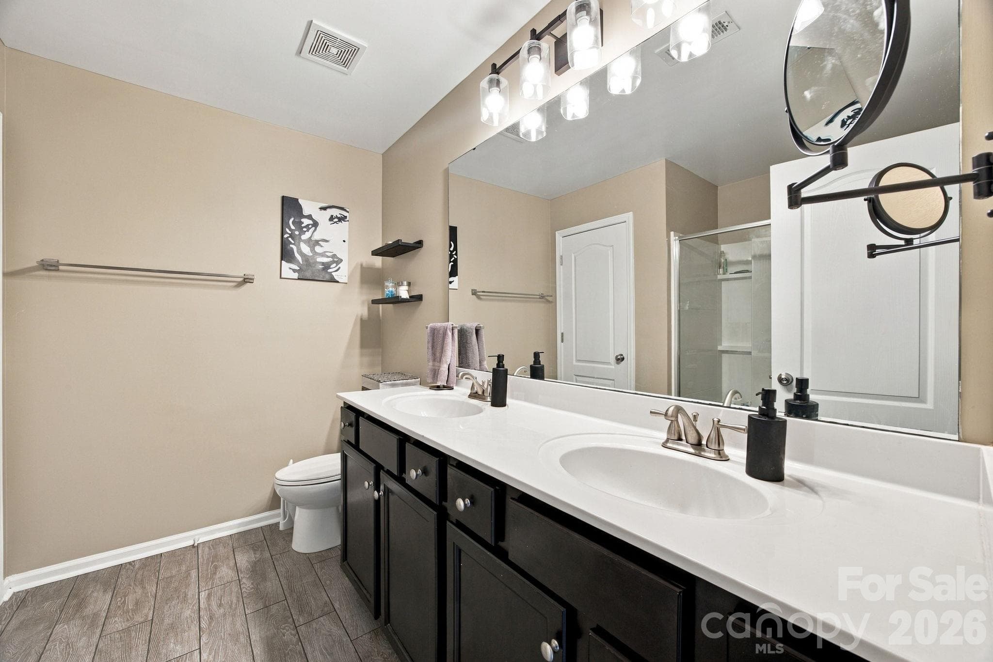 Single Family Residence at 8815 Balsam Bay Road, Charlotte, photo 24 of 30