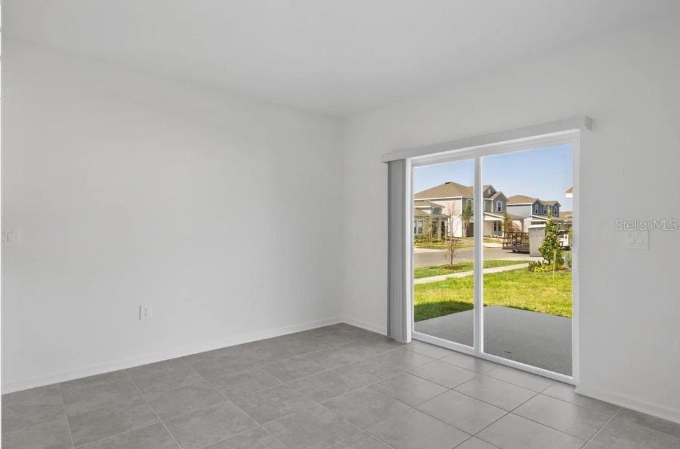 Single Family Residence at 4980 WORCHESTER DR, KISSIMMEE, photo 9 of 31