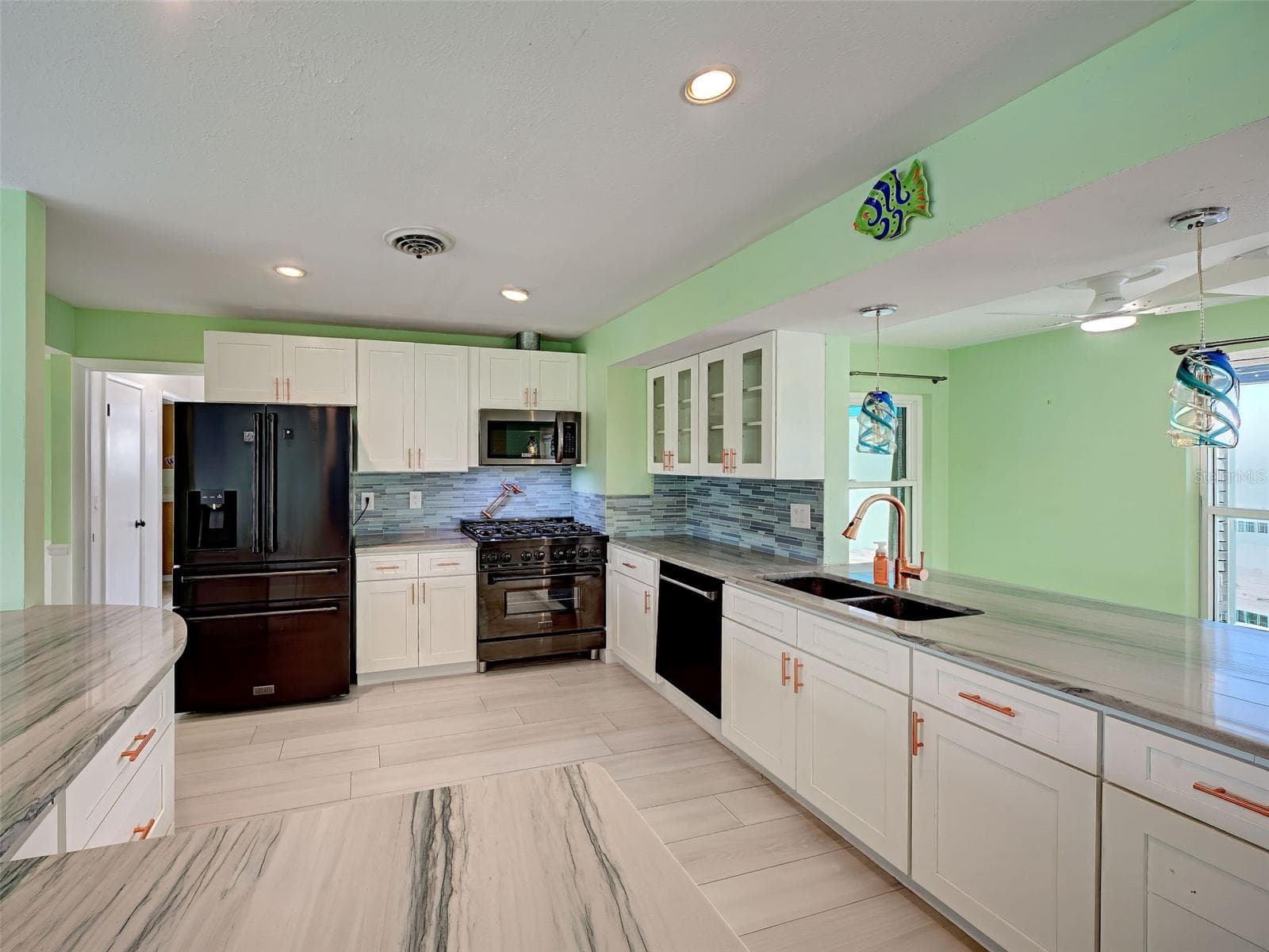 Single Family Residence at 612 GLEN OAK RD, VENICE, photo 17 of 61