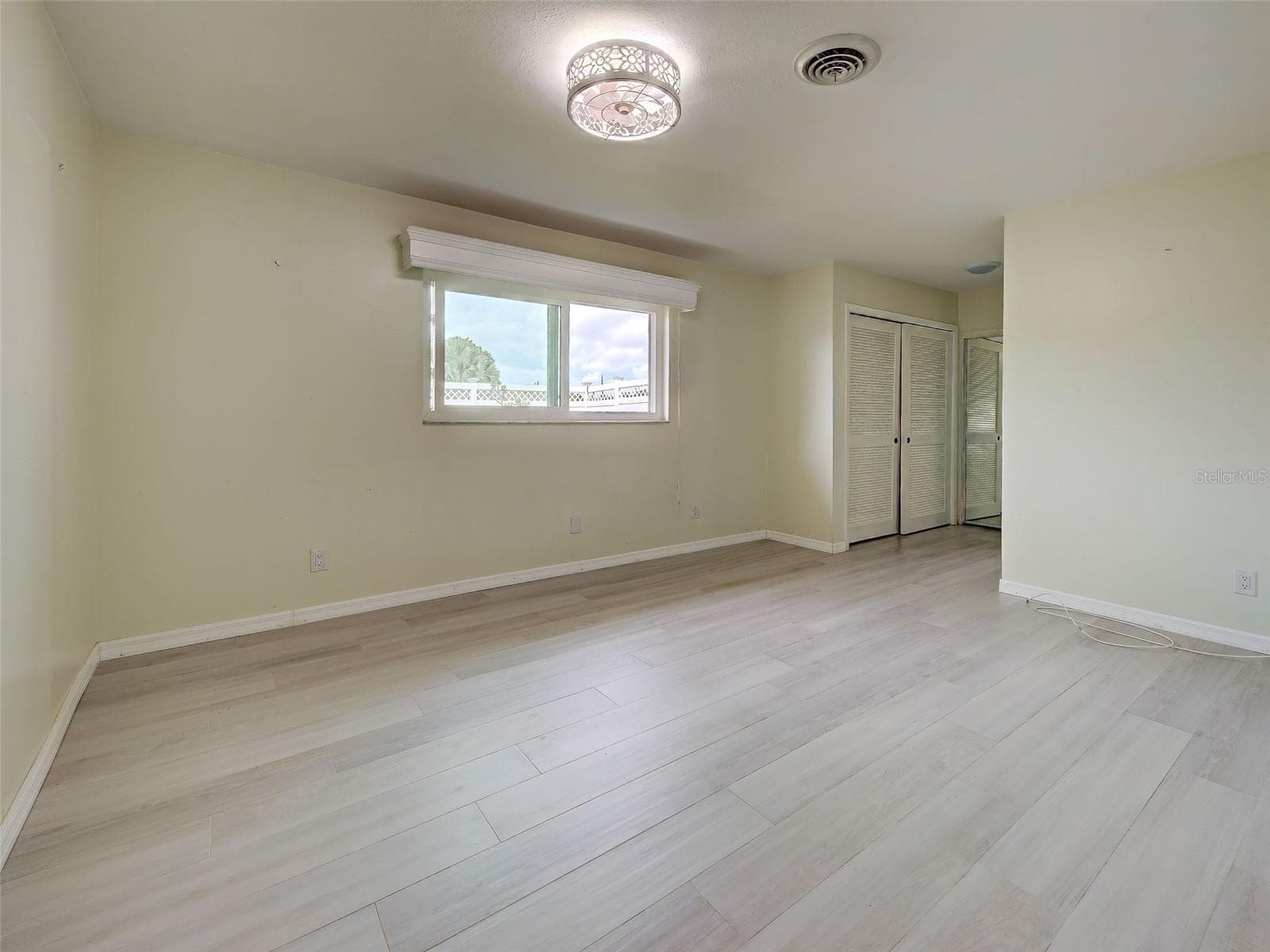 Main Bedroom - 612 GLEN OAK RD, VENICE