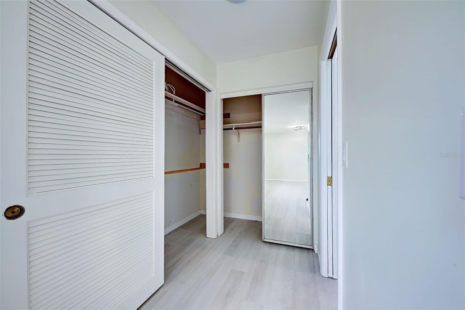 Main bedroom closets - 612 GLEN OAK RD, VENICE