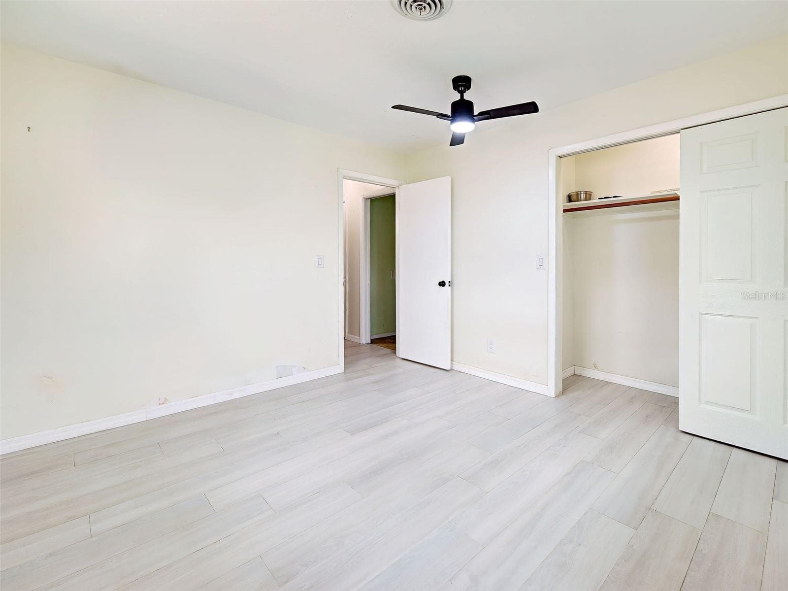 2nd bedroom - 612 GLEN OAK RD, VENICE