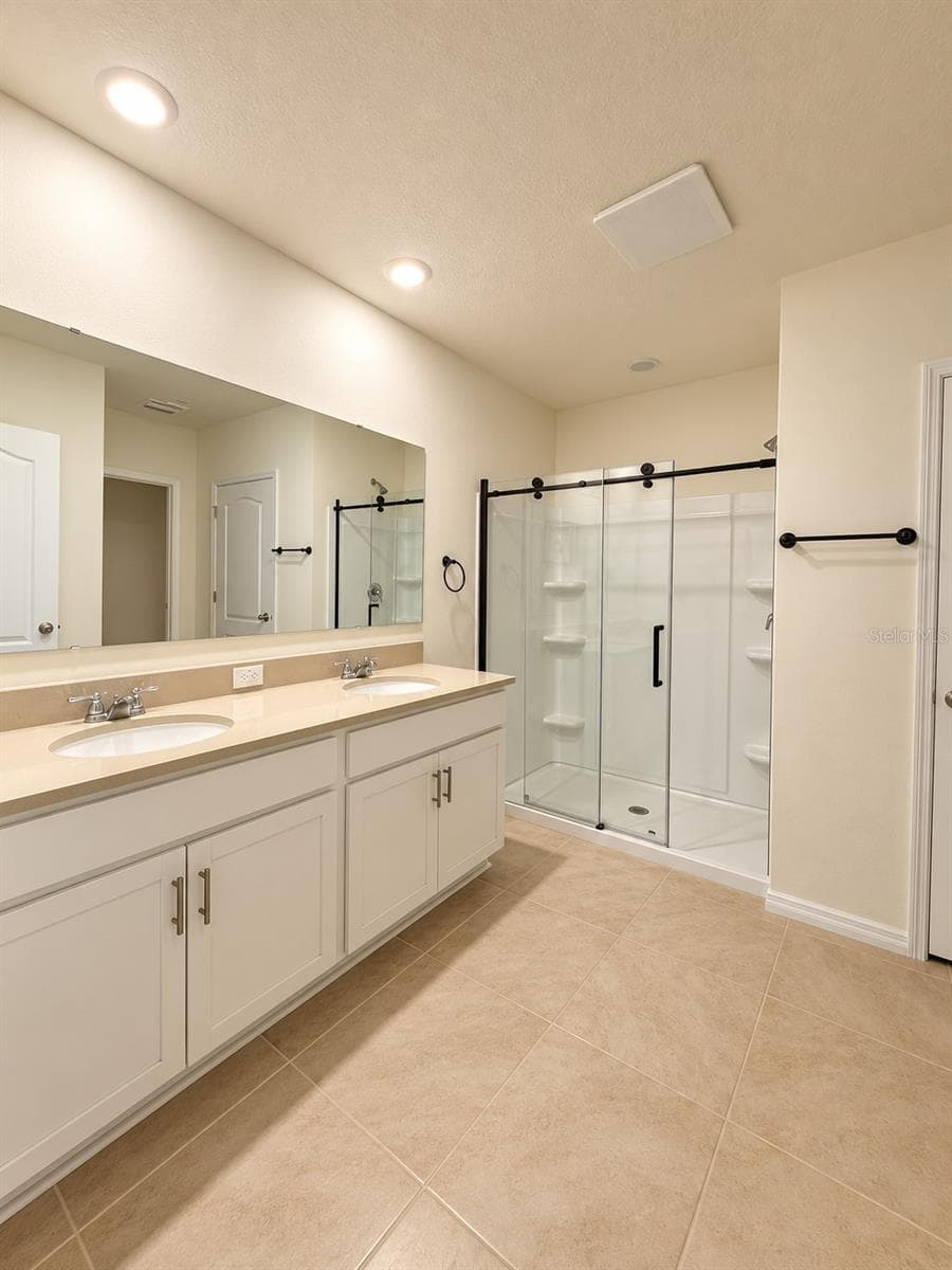 Single Family Residence at 17089 EDGEMONT LN, CLERMONT, photo 21 of 97