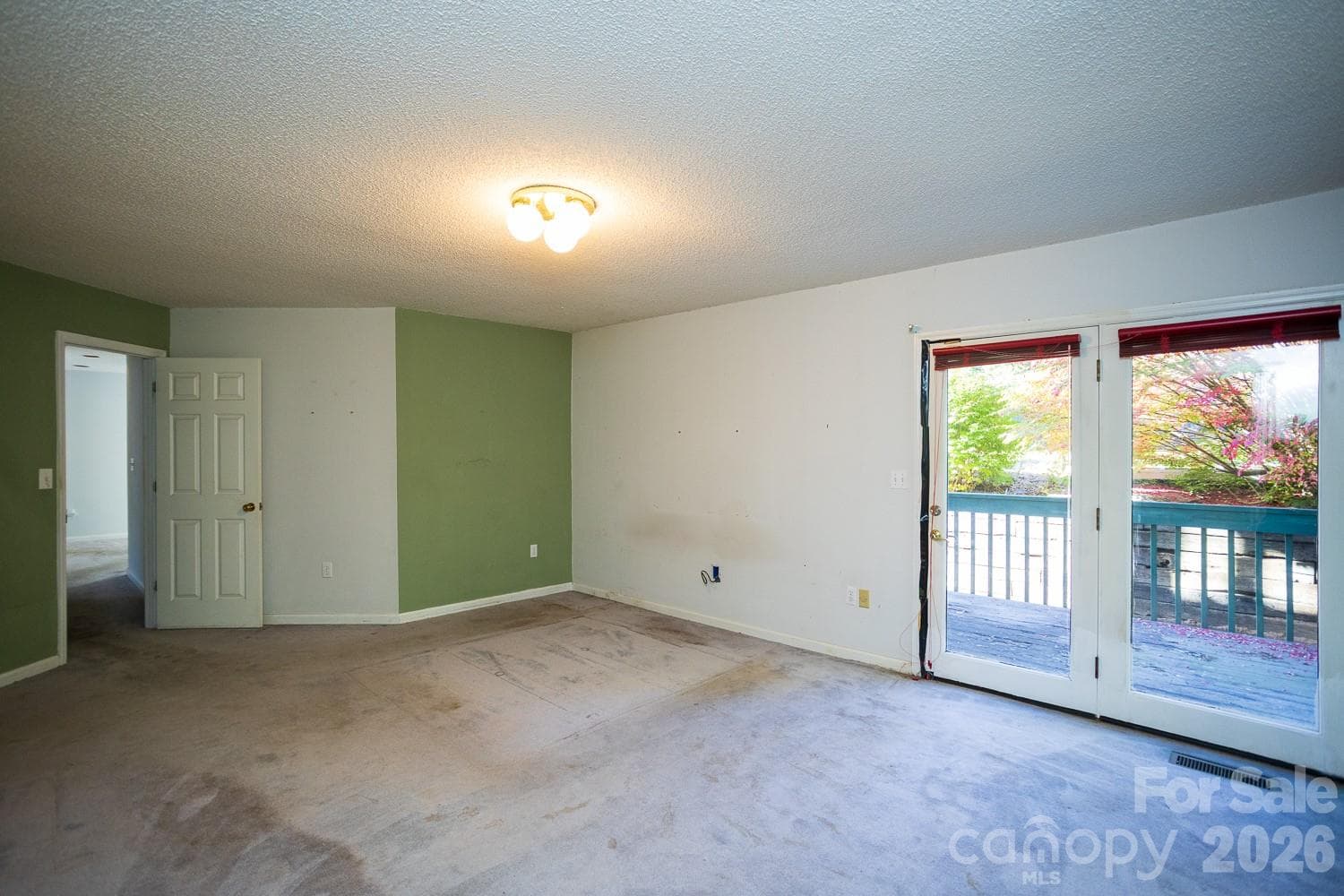 Single Family Residence at 79 Pine Cone Drive, Asheville, photo 11 of 35