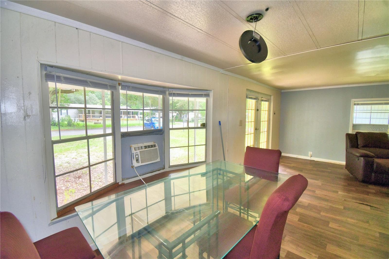 Mobile Home at 217 GROVE RIDGE DR, WINTER HAVEN, photo 12 of 39