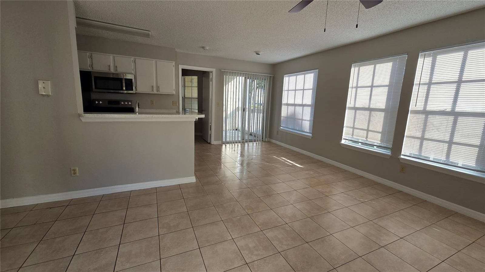 Condominium at 1073 S HIAWASSEE RD #1011, ORLANDO, photo 10 of 29