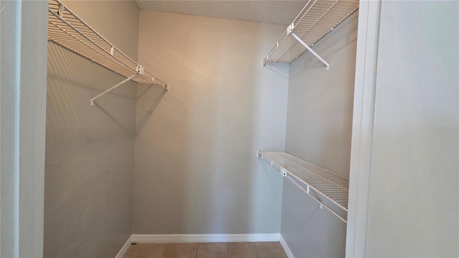 Condominium at 1073 S HIAWASSEE RD #1011, ORLANDO, photo 20 of 29