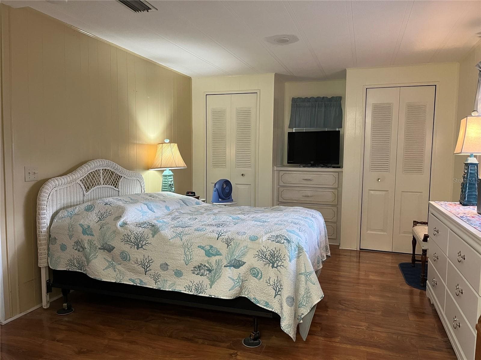Manufactured Home at 804 CERVINA DR N, VENICE, photo 15 of 30