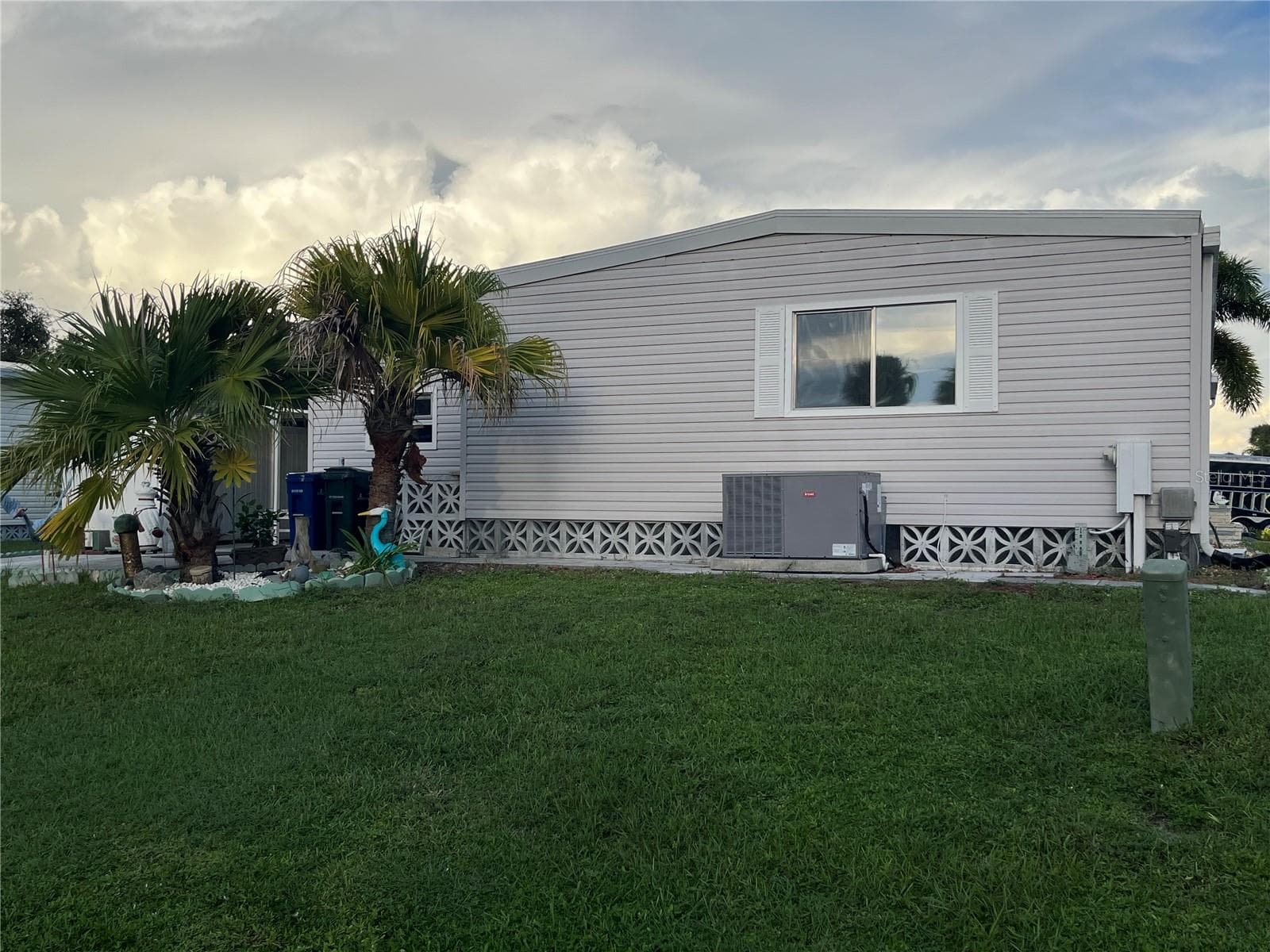 Manufactured Home at 804 CERVINA DR N, VENICE, photo 26 of 30