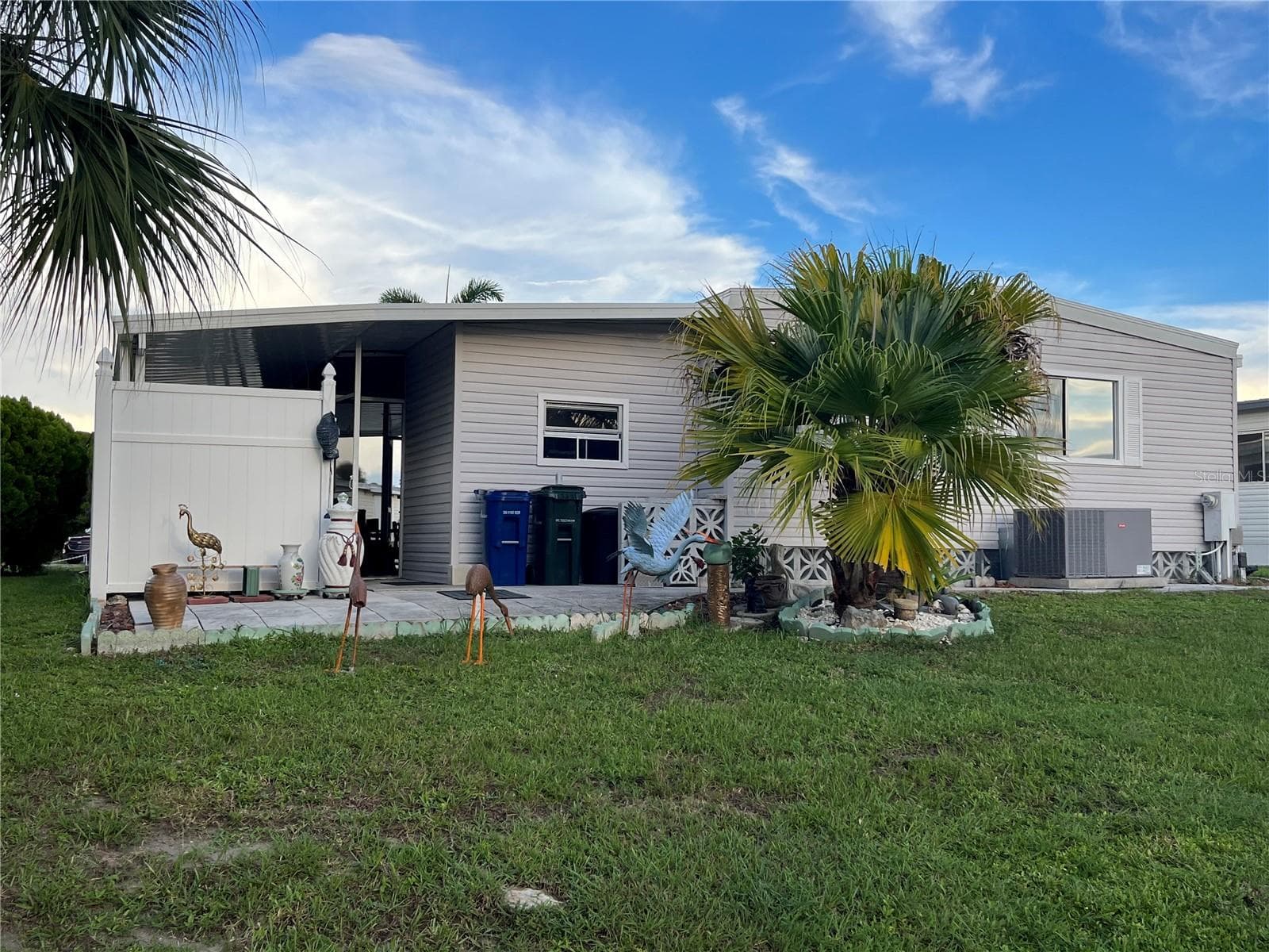 Manufactured Home at 804 CERVINA DR N, VENICE, photo 27 of 30