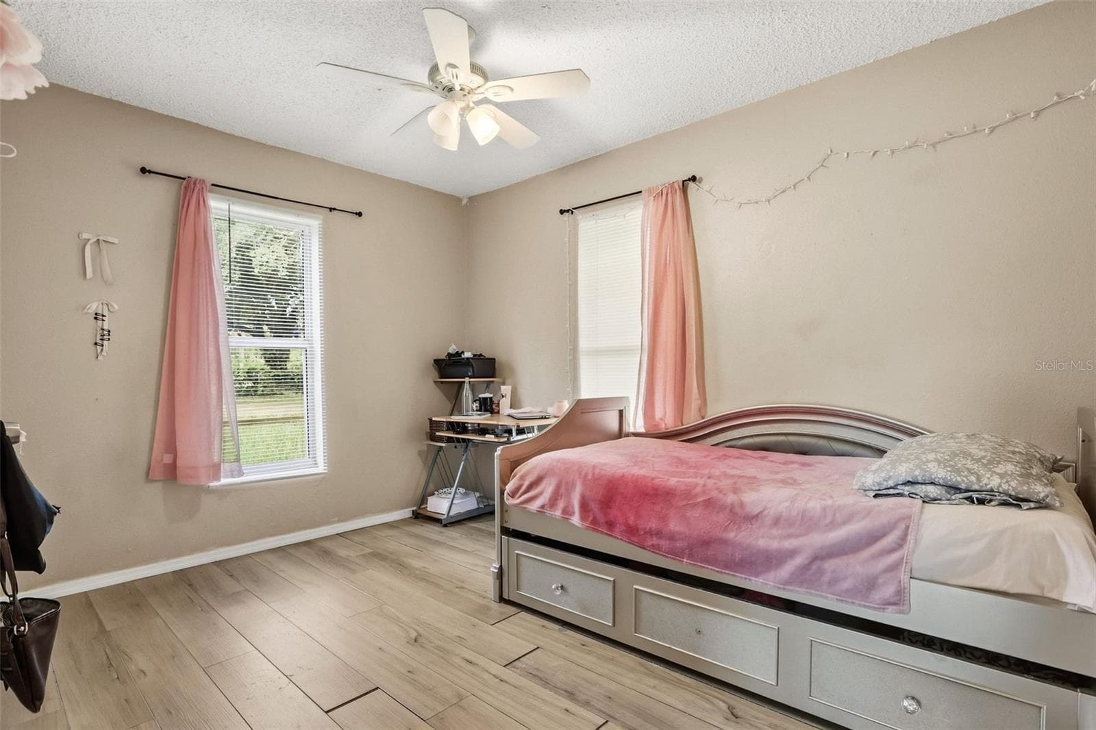 Single Family Residence at 7008 HOLLY ST, MOUNT DORA, photo 14 of 33