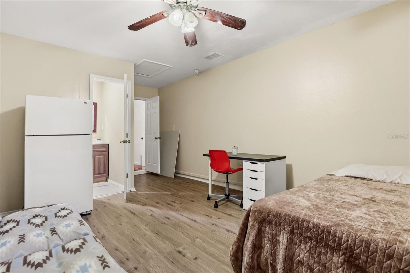 Single Family Residence at 7008 HOLLY ST, MOUNT DORA, photo 19 of 33