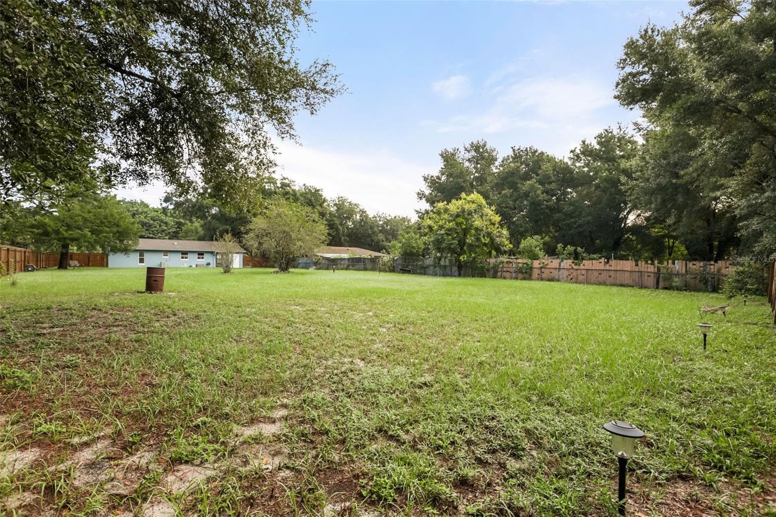 Single Family Residence at 7008 HOLLY ST, MOUNT DORA, photo 24 of 33