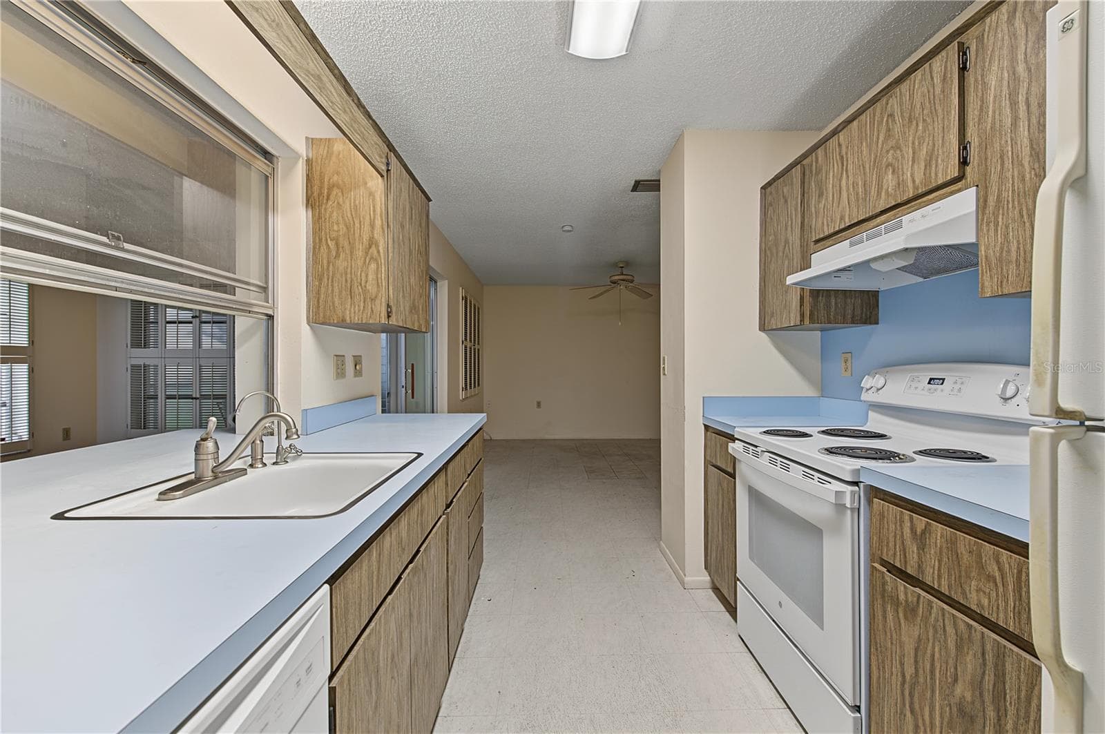 Single Family Residence at 8210 LORA DEL RIO DR, PORT RICHEY, photo 6 of 24
