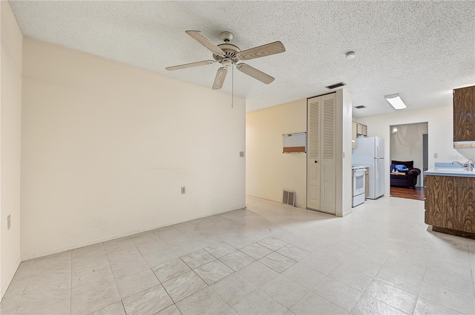 Single Family Residence at 8210 LORA DEL RIO DR, PORT RICHEY, photo 13 of 24
