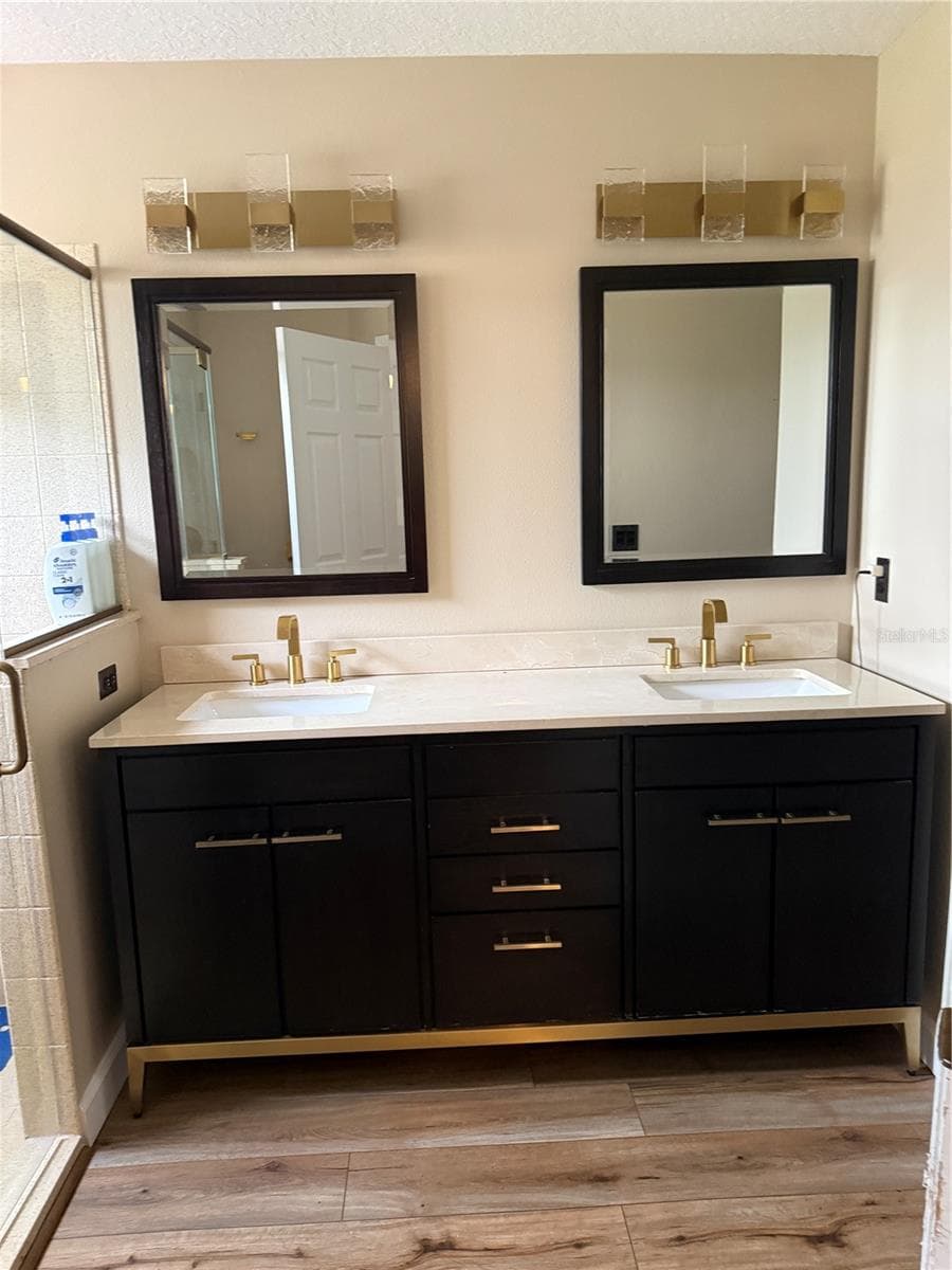 primary bath - 24907 CRANES ROOST CIR, LEESBURG