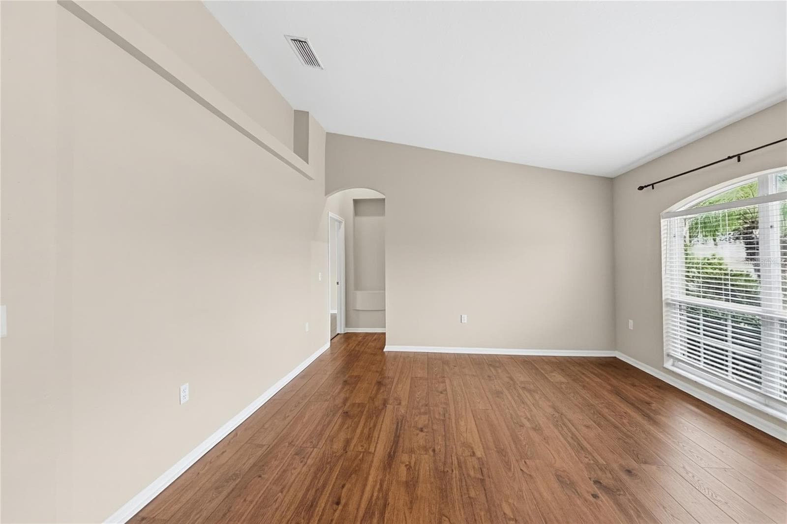 Single Family Residence at 12807 RAYSBROOK DR, RIVERVIEW, photo 2 of 20