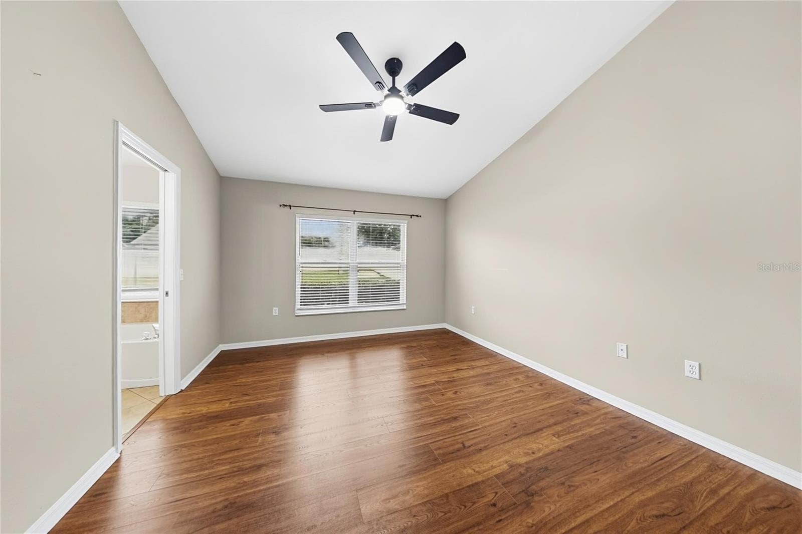Single Family Residence at 12807 RAYSBROOK DR, RIVERVIEW, photo 8 of 20