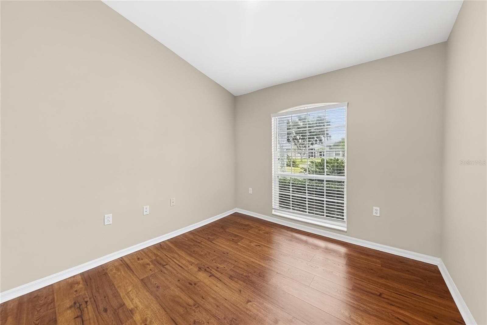 Single Family Residence at 12807 RAYSBROOK DR, RIVERVIEW, photo 12 of 20