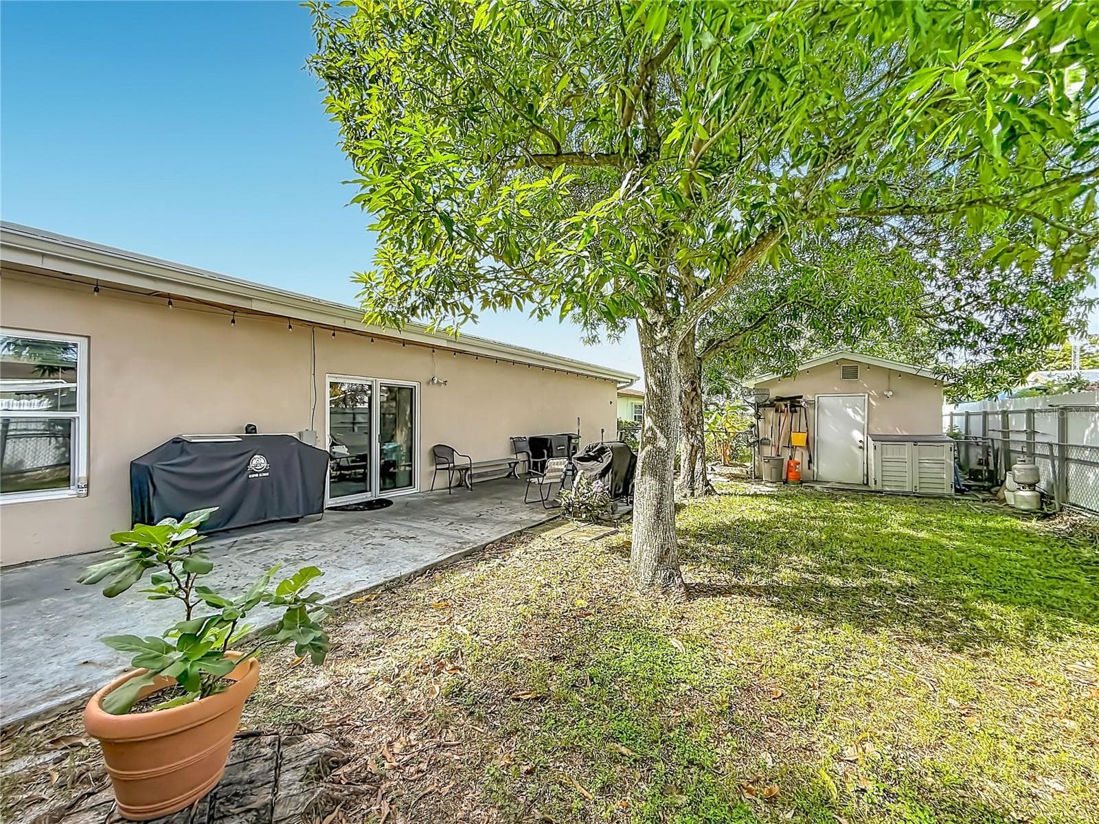 Single Family Residence at 19731 NW 33RD AVE, MIAMI GARDENS, photo 38 of 47
