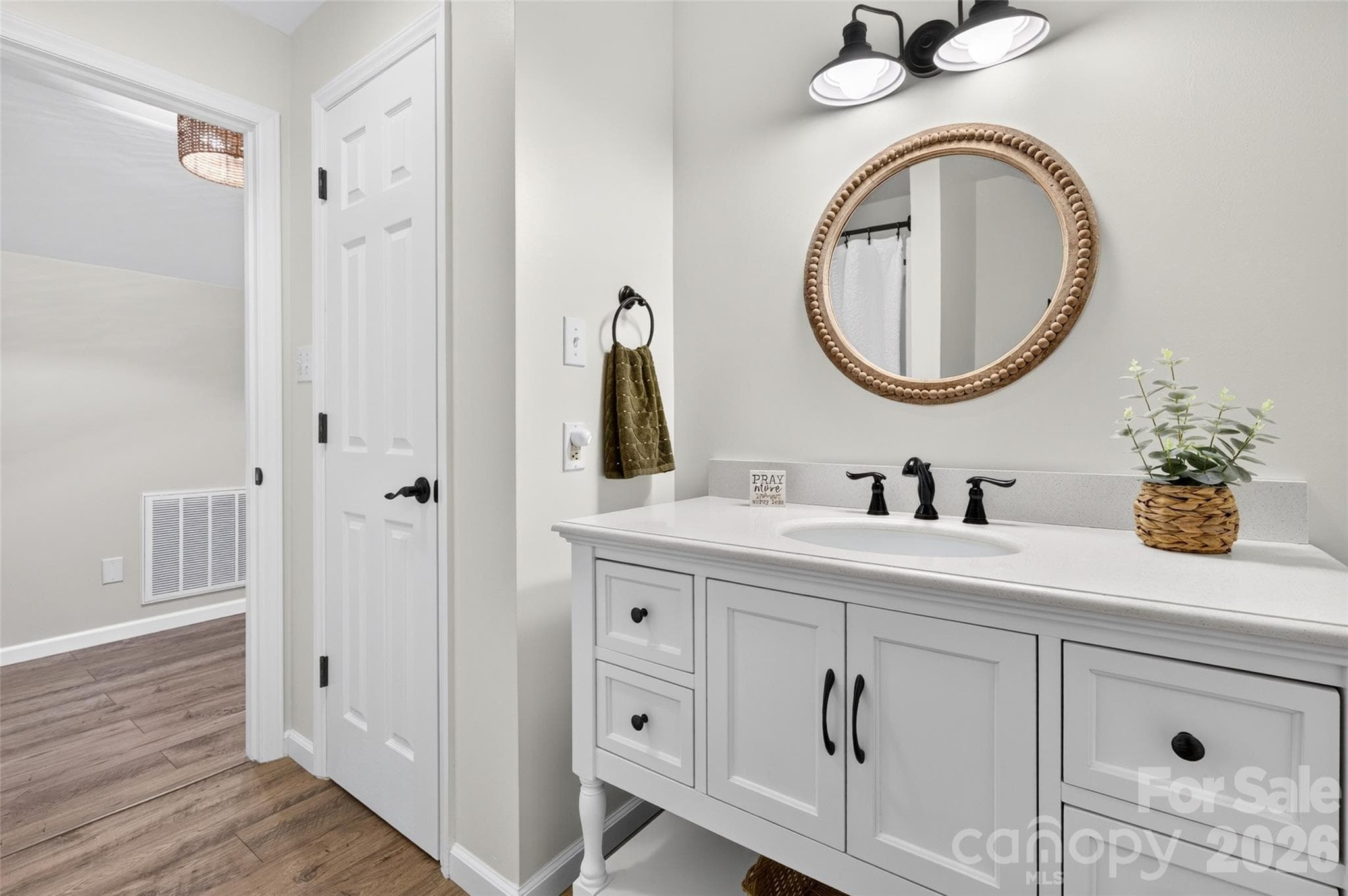 Upstairs Full Bath - 171 Pleasant Drive, Statesville