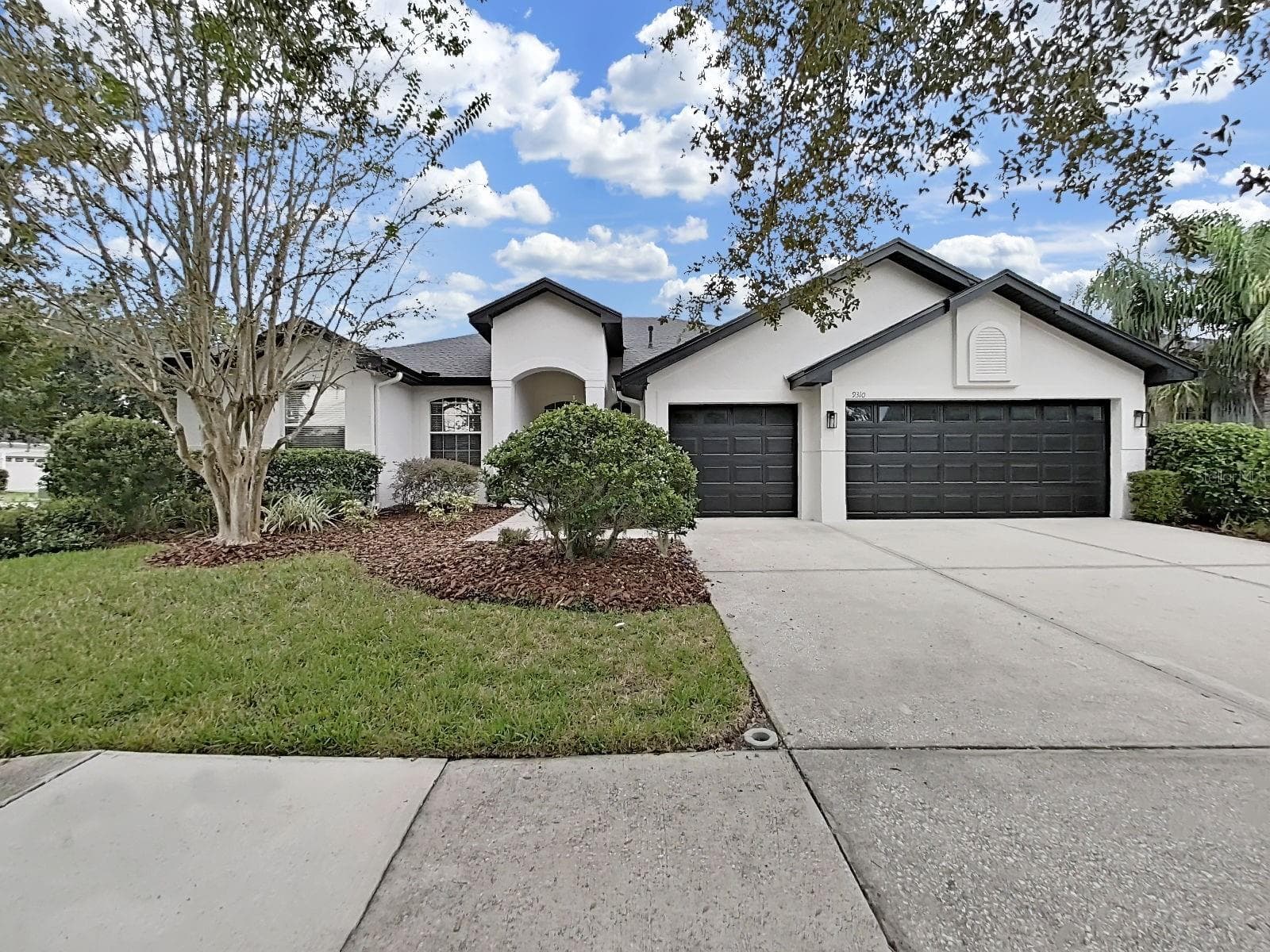 9310 MANGROVE CT