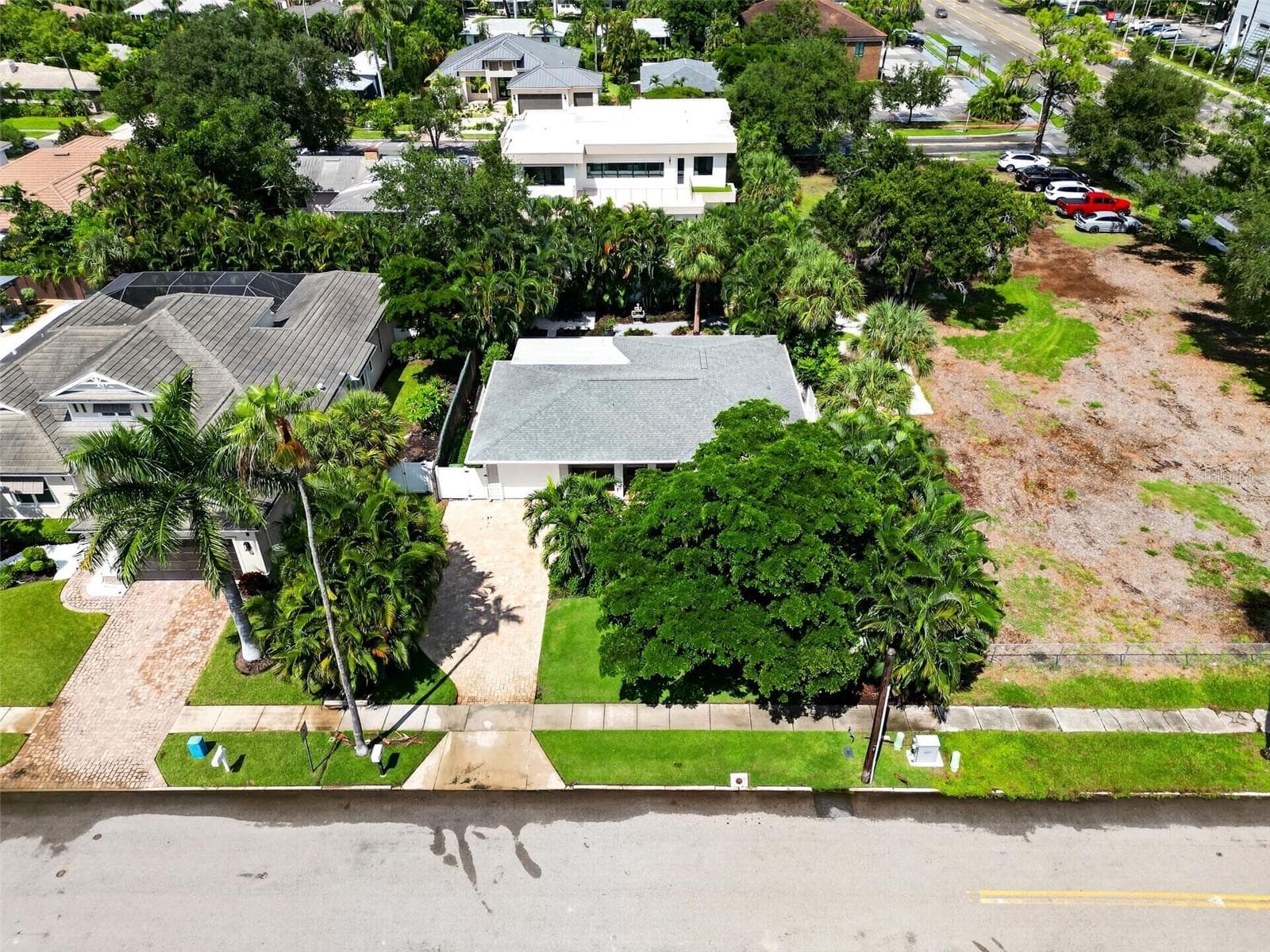 Single Family Residence at 1965 HIBISCUS ST, SARASOTA, photo 55 of 64