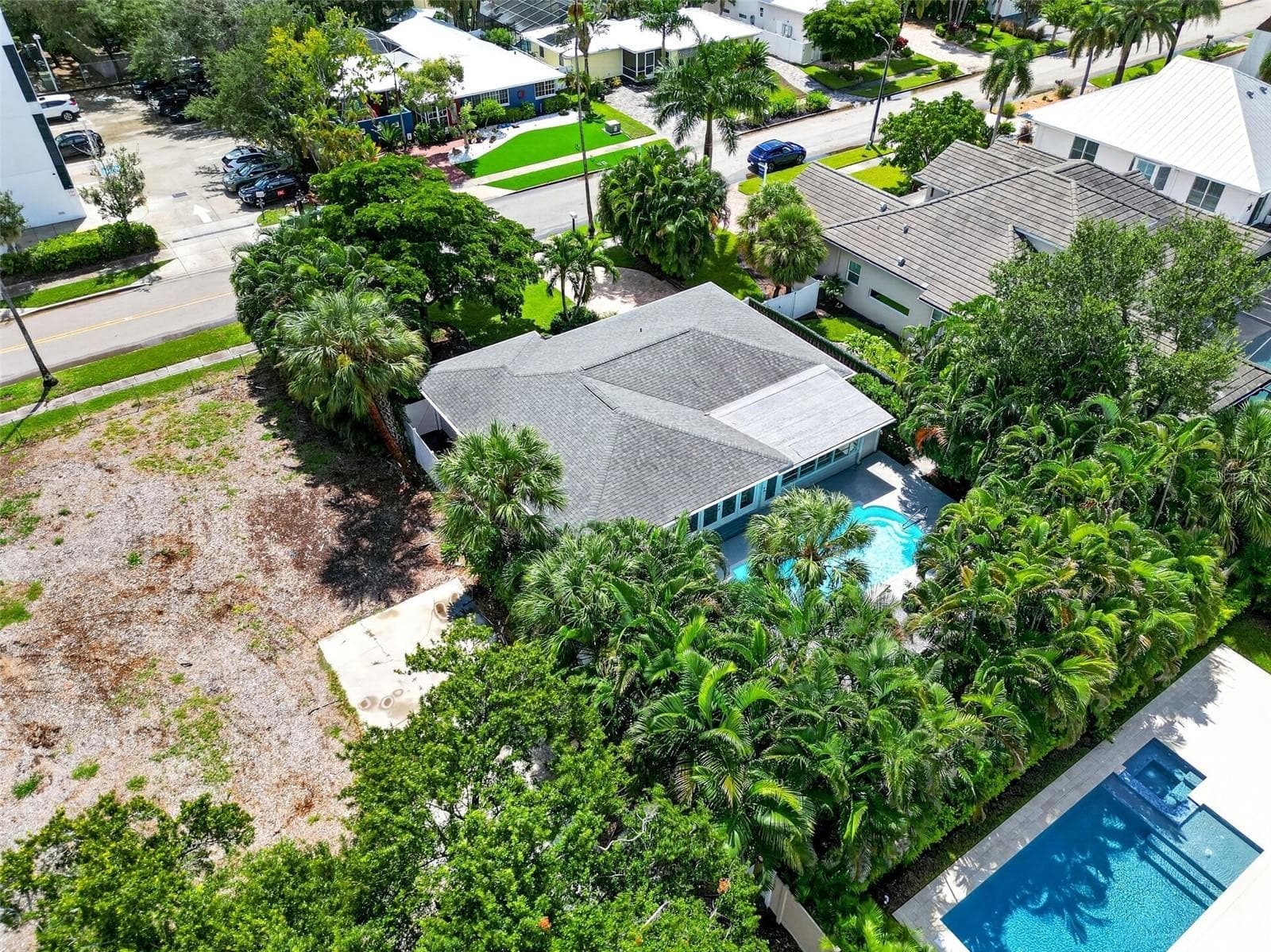 Single Family Residence at 1965 HIBISCUS ST, SARASOTA, photo 57 of 64