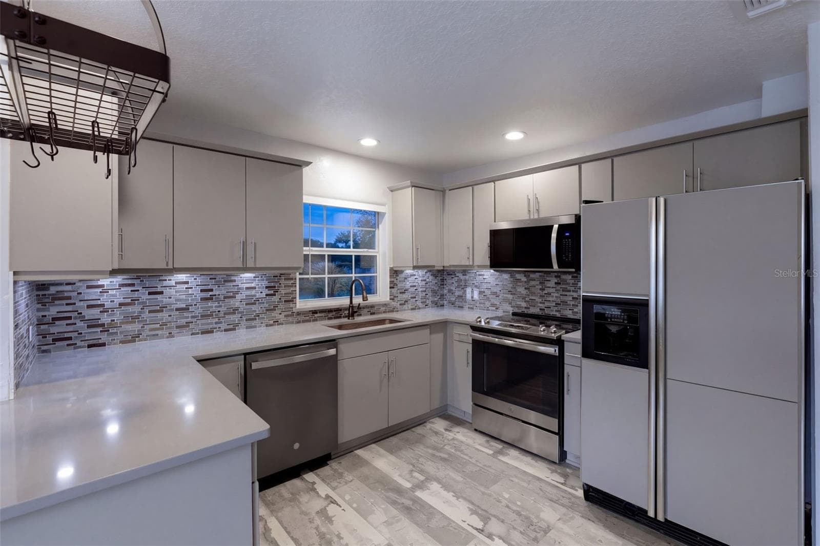 Kitchen - 107 NE IVANHOE BLVD, ORLANDO
