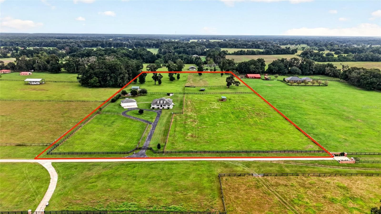 13.58 acres with mature pasture. - 2556 NE 120TH ST, ANTHONY